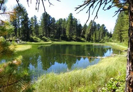 Karakol lacuri Altai magie colier, o lume a aventurii