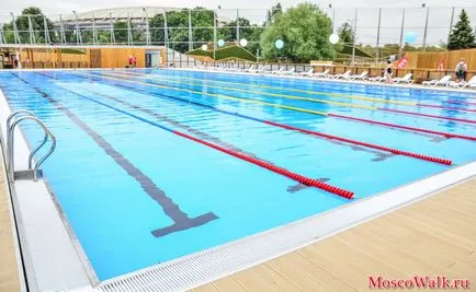 Nyári medence a Luzsnyiki Stadion - Moszkva séták, séták