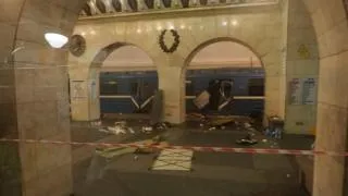 A vezető kifejtette, hogy miért a vonat nem állt meg a robbanás után a St. Petersburg - BBC orosz Service