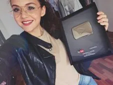 Nyuta Baydavletova Instagram, biografie, fotografii, YouTube, înălțime, cât de mulți ani