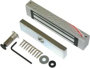 Плюсове и минуси на инсталиране на магнитно заключване на вратата