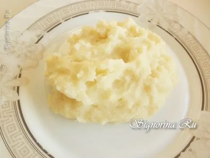 Pite származó búzadara (Manica) sajttal egy serpenyőben recept egy fotó