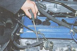 Проверка и подмяна на термостата с автомобил Волга ГАЗ 31105