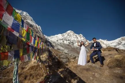 sesiune foto de nunta în munții din Nepal - povestea piesele noastre nebun la Annapurna