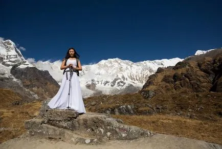 sesiune foto de nunta în munții din Nepal - povestea piesele noastre nebun la Annapurna