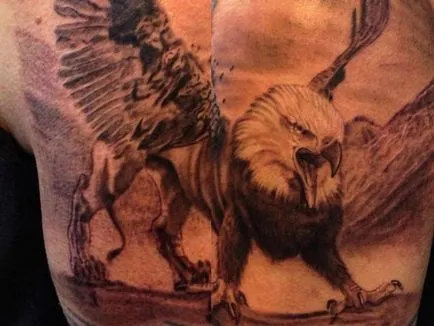 grifon tatuaj