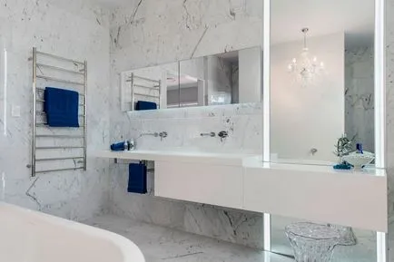 Kifinomult csillogás az exkluzív fürdőszoba kialakítása