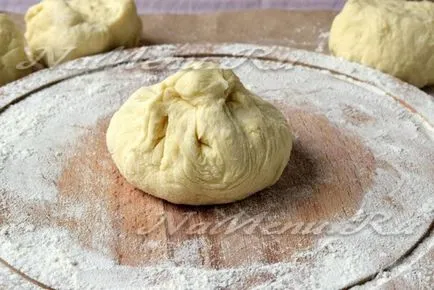 KHACHAPURI sajttal recept fotókkal egy serpenyőben