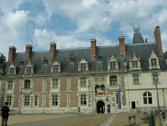 Chateaux de Loire Chambord, Chenonceau, Villandry, Blois, Amboise