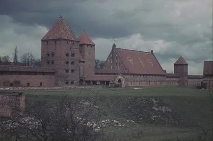 Malbork Castle, Lengyelország címét, nyitva tartását, árú jegyek, website