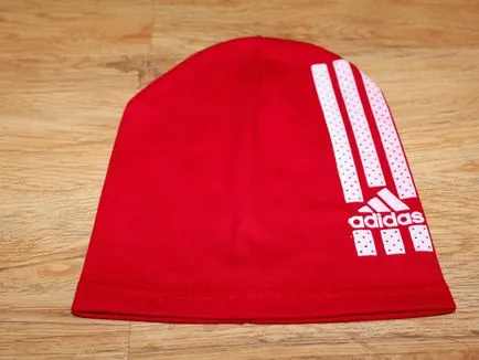 Adidas Női kalapok, hogyan kell kiválasztani, hogy mit viselnek, hol lehet megvásárolni