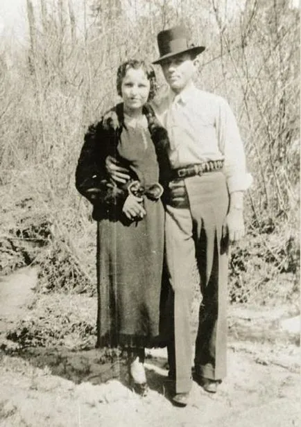 16 fotografii rare de iubitori Bonnie și Clyde