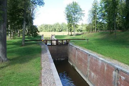 Августов Canal, снимка на канала август и водач фото-Svirsky