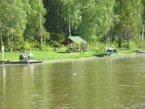 Безплатен риболов в езерата край Москва предградия и видео риболов