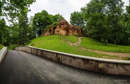 Kislovodsk Resort Park, obiectivele turistice ale parcului inferior