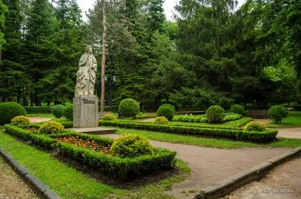 Kislovodsk Resort Park, obiectivele turistice ale parcului inferior