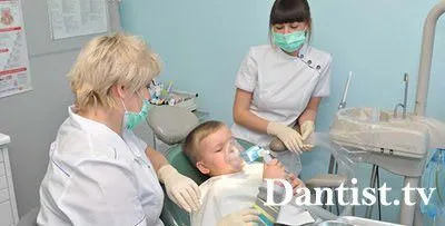 Tratamentul de dinți primari în preț copii și fotografii