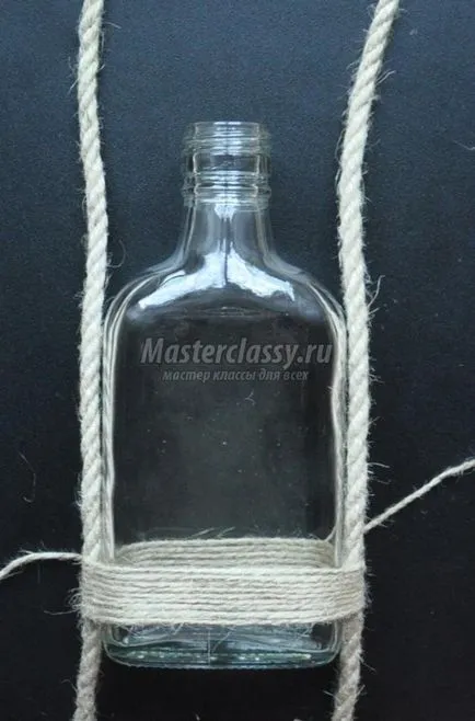 Fali váza készült üvegek a szakmában makramé