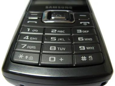 Áttekintés A Samsung C5212 Duos mobiltelefon