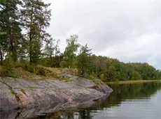 Едно проучване на езерото търси наличието на места за риболов с помощта на сонар