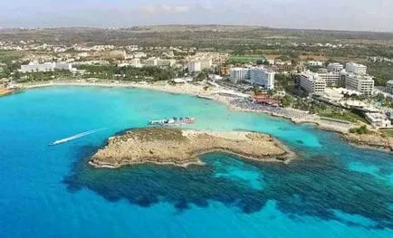 Plaja Nissi Beach din Ayia Napa (Cipru) Hoteluri lângă