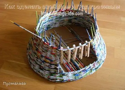 Weaving újság csövek - házimacska