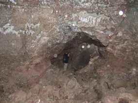 подземни пещери