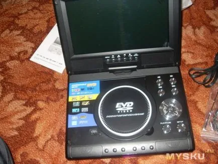 DVD player portabil