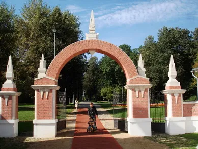 Plimbare prin parc Vorontov și Estate Voronțov, atracții