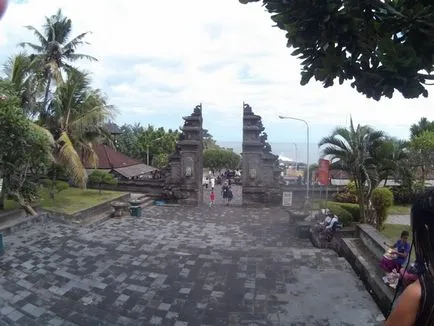 Tanah Lot pe fotografie Bali, cum să obțineți costul unei vizite