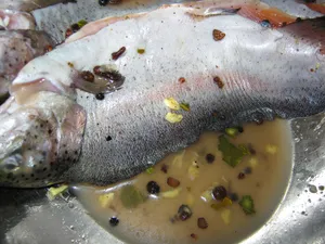 Pisztráng Fűszeres hal (nagyon jó lehetőséget!) Recept fotókkal