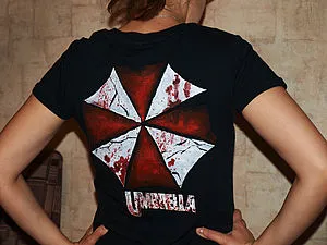 Боядисани тениски Resident Evil - Справедливи Masters - ръчна изработка, ръчно изработени