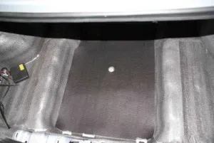 Шумоизолация кола с ръцете си багажника - блок Mitsubishi