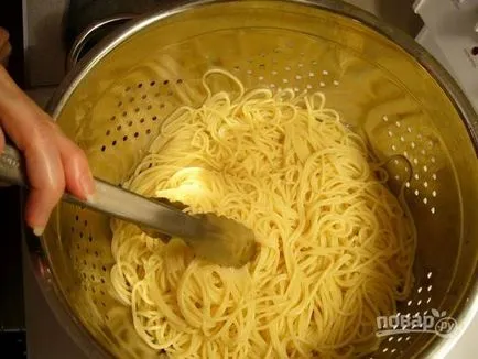 Spagetti sertés paradicsomos mártással - egy lépésről lépésre recept fotók