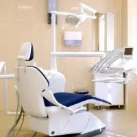 Dental Clinic Dr. Miracle pe m școală