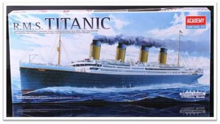 Titanic „pe masa, anatomie - Titanic