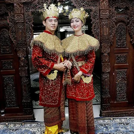 Традиционни сватбени рокли в различни страни - най-добрата снимка!
