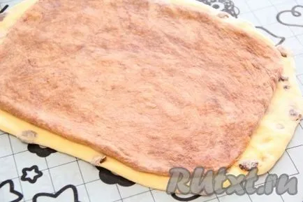 Hogyan kell sütni egy gyönyörű tortát - a recept egy fotó