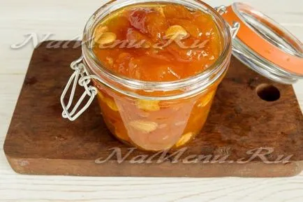 Jam от кайсии с камъни, царско рецепта