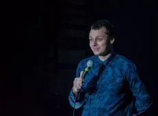 Viktor Komarov - stand up biografie, fotografie, soție, Instagram, VKontakte