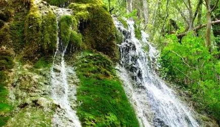 Водопади, Архипо-Осиповка описание