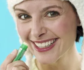 Как да изберем chapstick, свят на жената