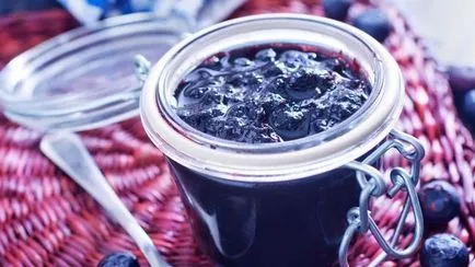 Blueberry konzervipari a téli recept cukor nélkül, fotó, videó