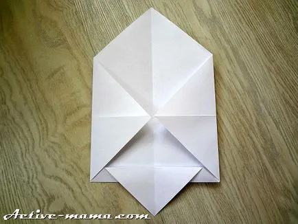 Origami barca din hârtie cu o diagramă modul de a face un catarg cu o velă și trâmbițele pentru copii