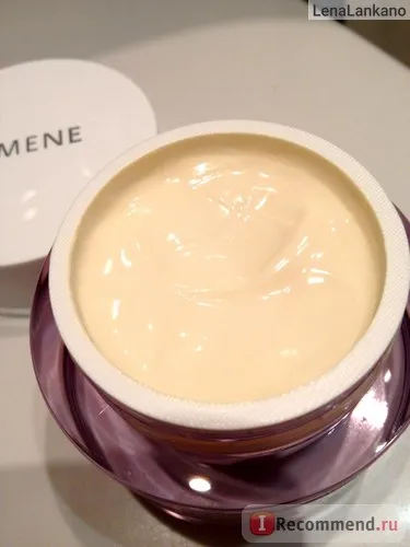 Cream Lumene nap fényes most a C-vitamin adása SPF15 ragyogása - „Véleményem szerint - ő