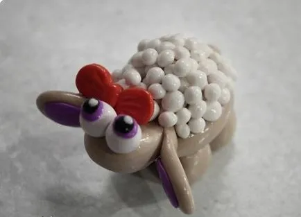 Master Class fényképpel „bárány” az új év polimer agyag, lépésről lépésre