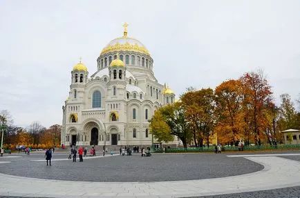 Кронщат катедрала Военноморска в Кронщад, описание и часове на работа