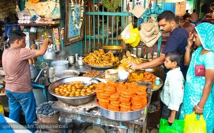 Acest India - Varanasi și râul sacru Gange, o călătorie interesantă mondial, turism, psihologie,