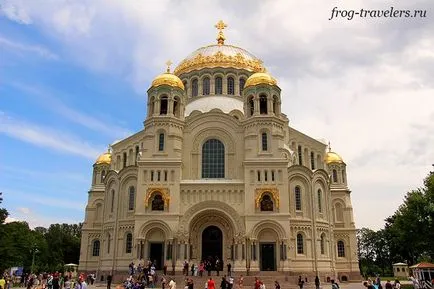 Szent Miklós Naval székesegyház Kronstadt - a fő székesegyház a magyar haditengerészet