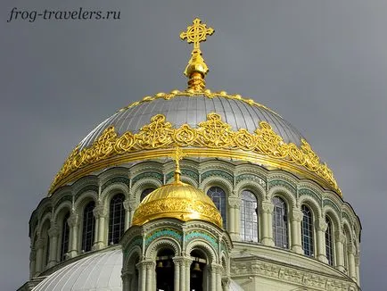 Свети Никола Катедралата Военноморска в Кронщат - главния храм на българския военноморски флот